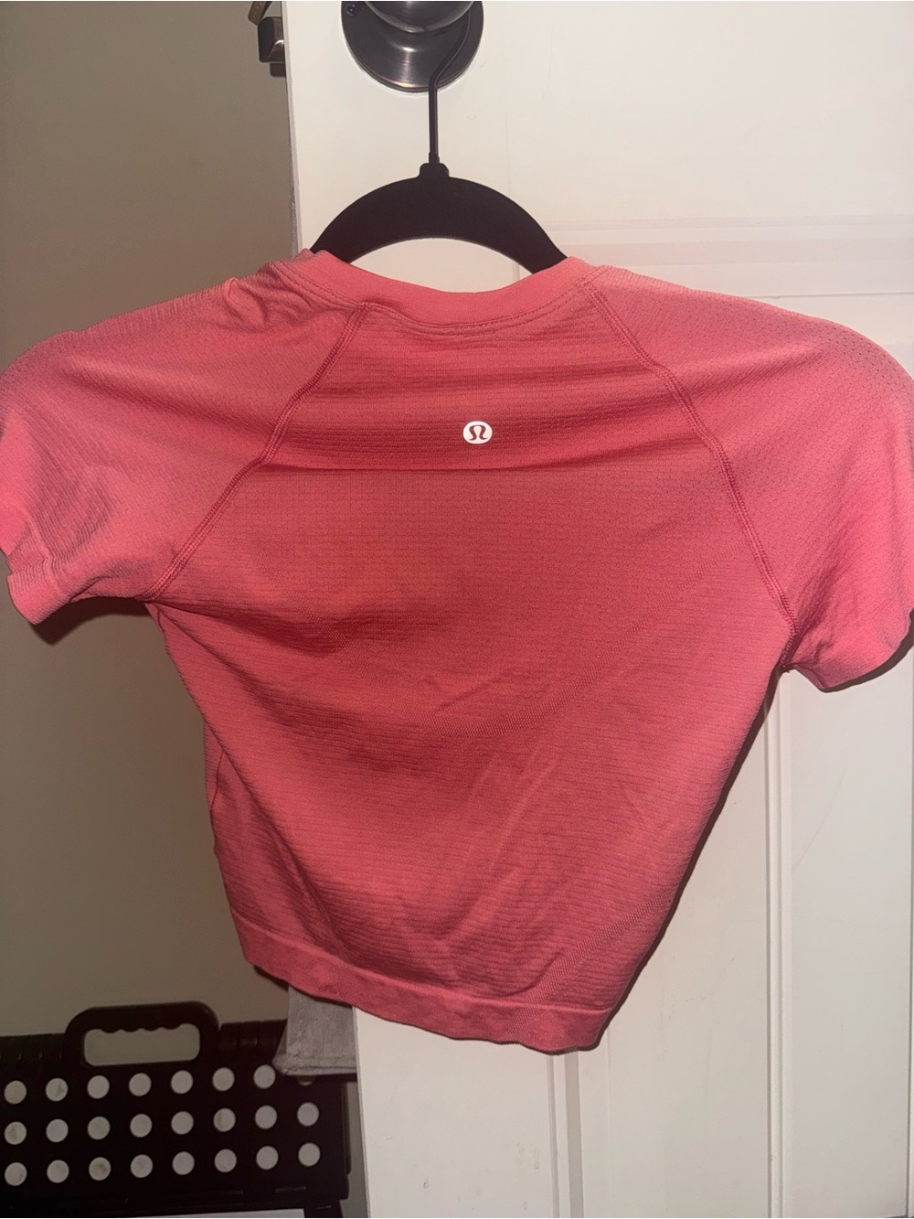 lululemon athletica cropped Coral Pink Short-Sleeve Performance Tee